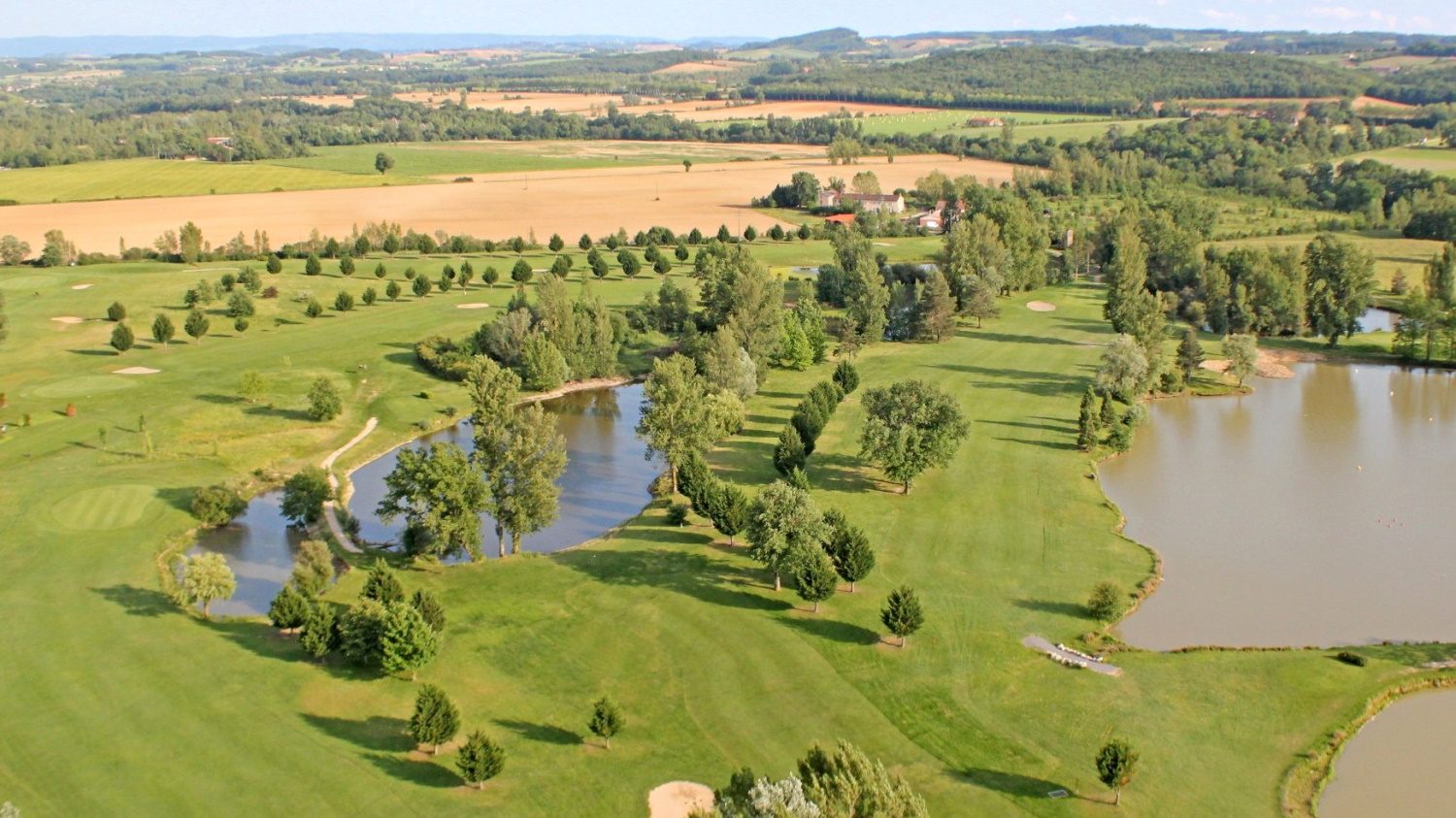 golf des étangs savigneux terrain parcours