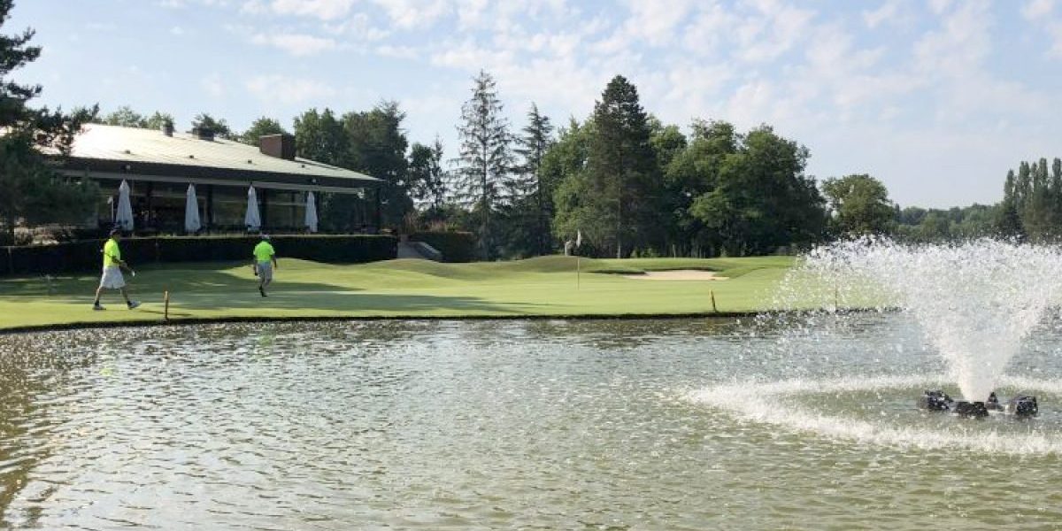 Golf Club de Lyon Villette d'Anthon parcours terrain