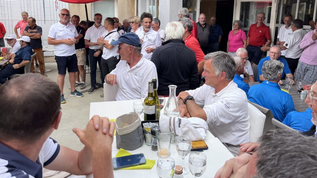 2022 trophée vallee du rhone equipe du golf du domaine de saint clair annonay ardeche