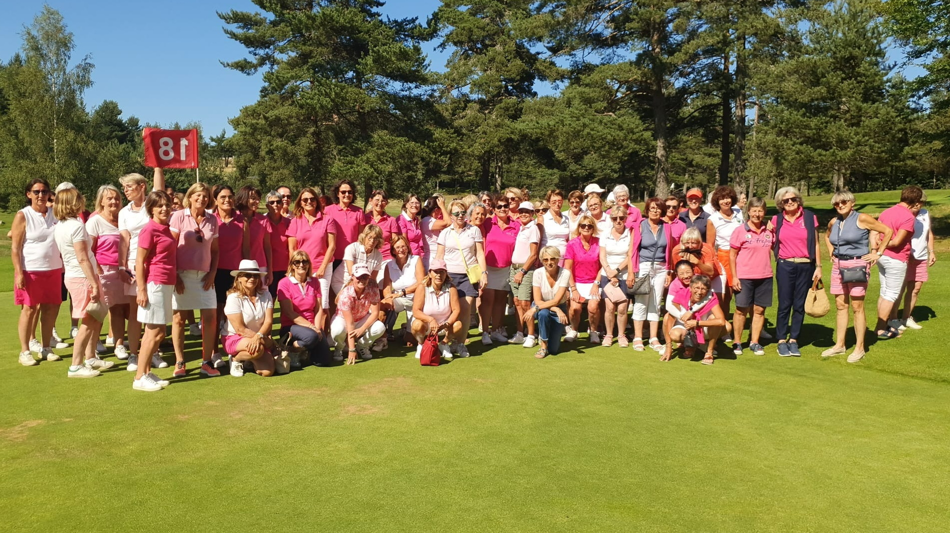 2022 compétition ONLY GIRLS au Chambon sur Lignon équipe du golf de St Clair