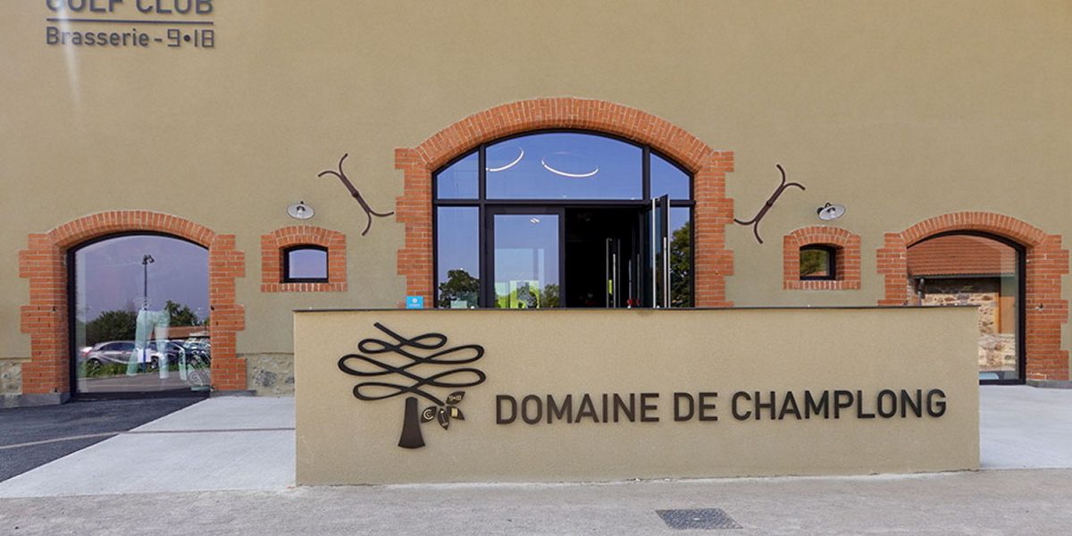 domaine de champlong terrain parcours club house