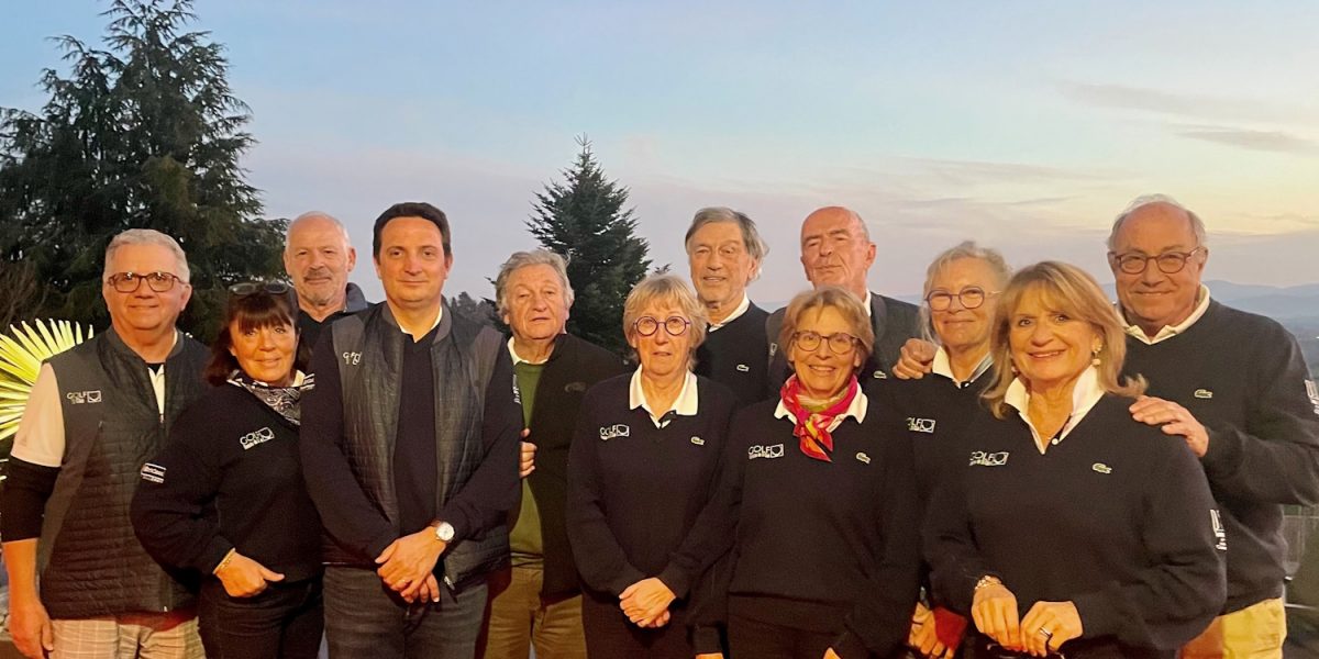 2024 photo du comité de l'AS du golf de St Clair membre comite as golf st clair saint clair